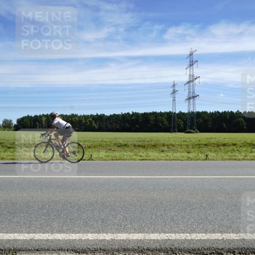 07.09.2025 - 19. Norderstedt Triathlon Michael Burmester http://msf.ph/oto/8841438 07.09.2025 12:25:03 Radfahren 301, 825 meine-sportfotos.de
