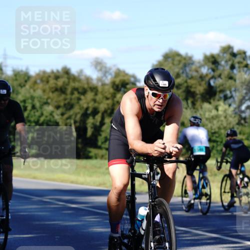 07.09.2025 - 19. Norderstedt Triathlon Michael Burmester http://msf.ph/oto/8841441 07.09.2025 15:26:27 Radfahren 1400, 1405, 1442 meine-sportfotos.de