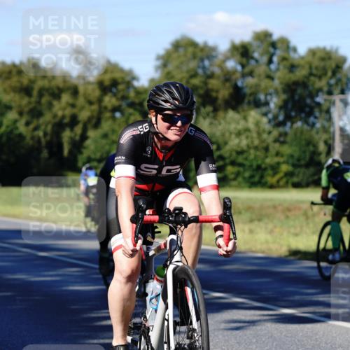 07.09.2025 - 19. Norderstedt Triathlon Michael Burmester http://msf.ph/oto/8841462 07.09.2025 15:26:54 Radfahren 380, 446, 476 meine-sportfotos.de
