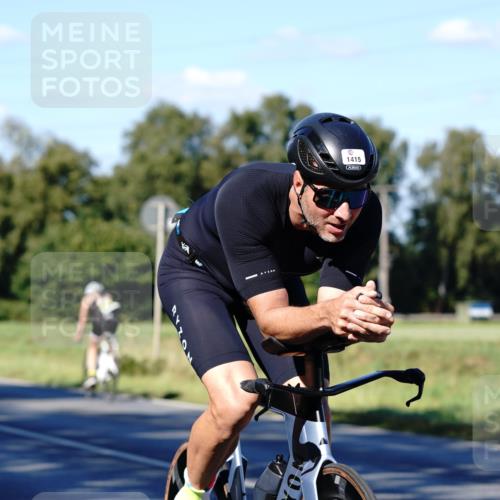 07.09.2025 - 19. Norderstedt Triathlon Michael Burmester http://msf.ph/oto/8841469 07.09.2025 15:27:18 Radfahren 1415 meine-sportfotos.de