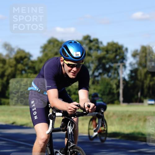 07.09.2025 - 19. Norderstedt Triathlon Michael Burmester http://msf.ph/oto/8841483 07.09.2025 15:27:33 Radfahren 890, 909, 1403 meine-sportfotos.de