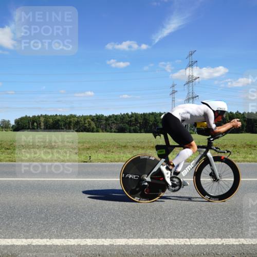 07.09.2025 - 19. Norderstedt Triathlon Michael Burmester http://msf.ph/oto/8841484 07.09.2025 14:32:14 Radfahren 1501 meine-sportfotos.de