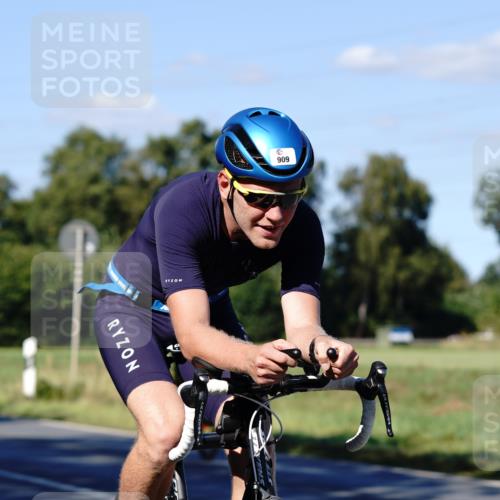 07.09.2025 - 19. Norderstedt Triathlon Michael Burmester http://msf.ph/oto/8841485 07.09.2025 15:27:33 Radfahren 890, 909, 1403 meine-sportfotos.de