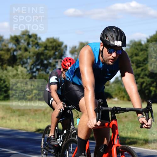 07.09.2025 - 19. Norderstedt Triathlon Michael Burmester http://msf.ph/oto/8841508 07.09.2025 15:27:51 Radfahren 409, 882, 885, 924, 1422, 1547 meine-sportfotos.de