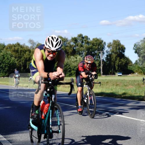 07.09.2025 - 19. Norderstedt Triathlon Michael Burmester http://msf.ph/oto/8841512 07.09.2025 15:28:07 Radfahren 376, 418, 923, 929, 952, 1455, 1464 meine-sportfotos.de