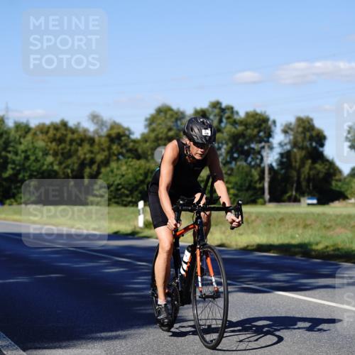 07.09.2025 - 19. Norderstedt Triathlon Michael Burmester http://msf.ph/oto/8841520 07.09.2025 15:29:08 Radfahren 429, 448, 1474 meine-sportfotos.de