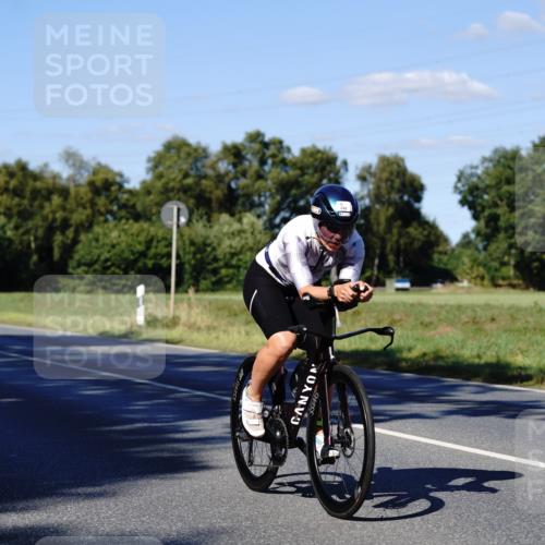 07.09.2025 - 19. Norderstedt Triathlon Michael Burmester http://msf.ph/oto/8841527 07.09.2025 15:29:11 Radfahren 429, 448, 1474 meine-sportfotos.de