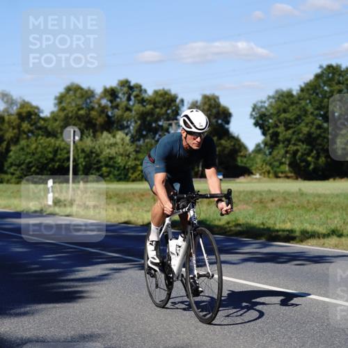 07.09.2025 - 19. Norderstedt Triathlon Michael Burmester http://msf.ph/oto/8841535 07.09.2025 15:29:22 Radfahren 396, 925 meine-sportfotos.de
