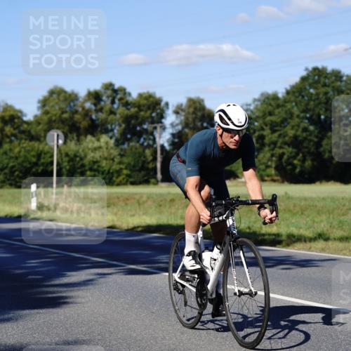07.09.2025 - 19. Norderstedt Triathlon Michael Burmester http://msf.ph/oto/8841536 07.09.2025 15:29:22 Radfahren 396, 925 meine-sportfotos.de
