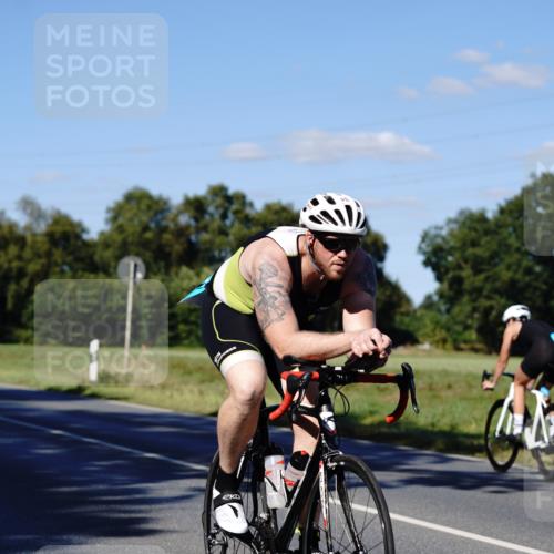 07.09.2025 - 19. Norderstedt Triathlon Michael Burmester http://msf.ph/oto/8841552 07.09.2025 15:29:47 Radfahren 871, 1524 meine-sportfotos.de