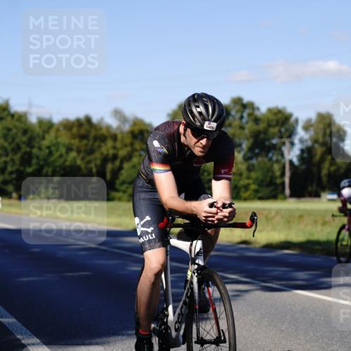 07.09.2025 - 19. Norderstedt Triathlon Michael Burmester http://msf.ph/oto/8841563 07.09.2025 15:30:11 Radfahren 1409, 1526 meine-sportfotos.de