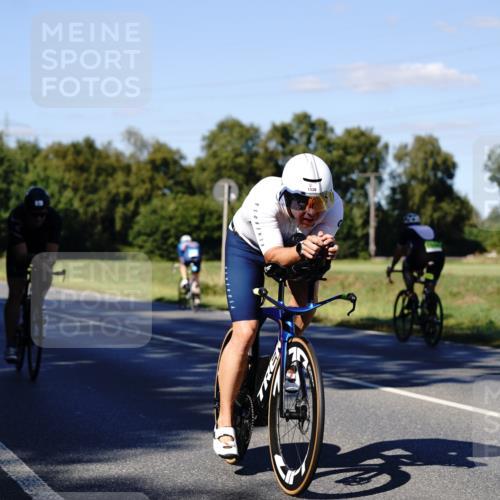 07.09.2025 - 19. Norderstedt Triathlon Michael Burmester http://msf.ph/oto/8841567 07.09.2025 15:30:14 Radfahren 868, 1409, 1526 meine-sportfotos.de