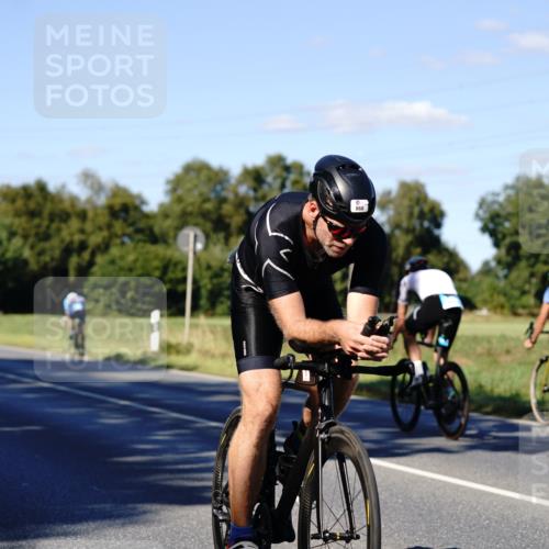 07.09.2025 - 19. Norderstedt Triathlon Michael Burmester http://msf.ph/oto/8841571 07.09.2025 15:30:15 Radfahren 868, 1526 meine-sportfotos.de