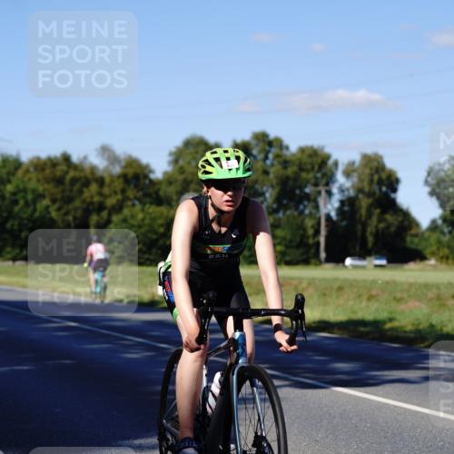 07.09.2025 - 19. Norderstedt Triathlon Michael Burmester http://msf.ph/oto/8841605 07.09.2025 15:30:43 Radfahren 383, 455, 1413 meine-sportfotos.de
