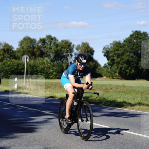 07.09.2025 - 19. Norderstedt Triathlon Michael Burmester http://msf.ph/oto/8841611 07.09.2025 15:30:49 Radfahren 416, 442, 956, 1413, 1508 meine-sportfotos.de