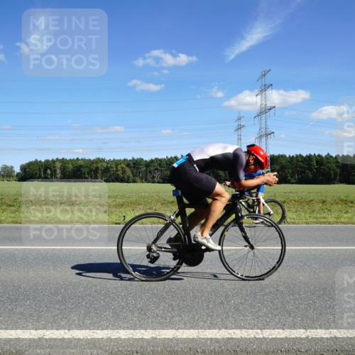 07.09.2025 - 19. Norderstedt Triathlon Michael Burmester http://msf.ph/oto/8841636 07.09.2025 14:33:04 Radfahren 880, 911 meine-sportfotos.de