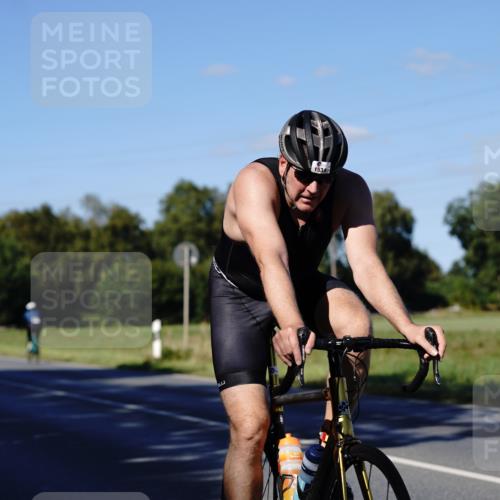 07.09.2025 - 19. Norderstedt Triathlon Michael Burmester http://msf.ph/oto/8841637 07.09.2025 15:31:22 Radfahren 955, 1470, 1528, 1534 meine-sportfotos.de