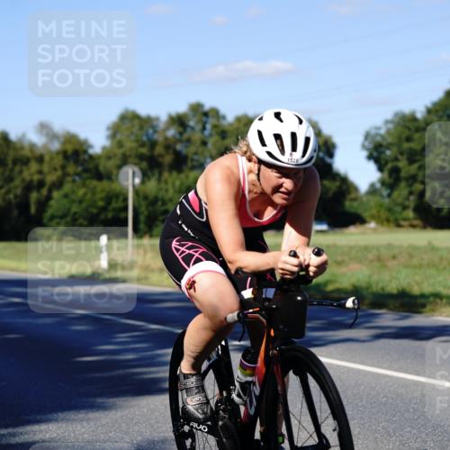 07.09.2025 - 19. Norderstedt Triathlon Michael Burmester http://msf.ph/oto/8841639 07.09.2025 15:31:23 Radfahren 955, 1470, 1528, 1534 meine-sportfotos.de