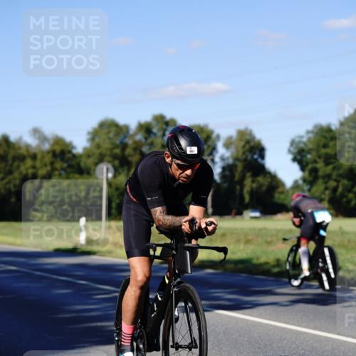 07.09.2025 - 19. Norderstedt Triathlon Michael Burmester http://msf.ph/oto/8841649 07.09.2025 15:31:33 Radfahren 937, 951, 1511 meine-sportfotos.de