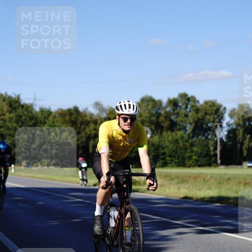 07.09.2025 - 19. Norderstedt Triathlon Michael Burmester http://msf.ph/oto/8841651 07.09.2025 15:31:35 Radfahren 937, 951, 1511 meine-sportfotos.de