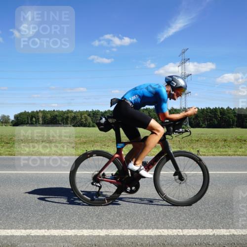 07.09.2025 - 19. Norderstedt Triathlon Michael Burmester http://msf.ph/oto/8841657 07.09.2025 14:33:07 Radfahren 880, 911 meine-sportfotos.de