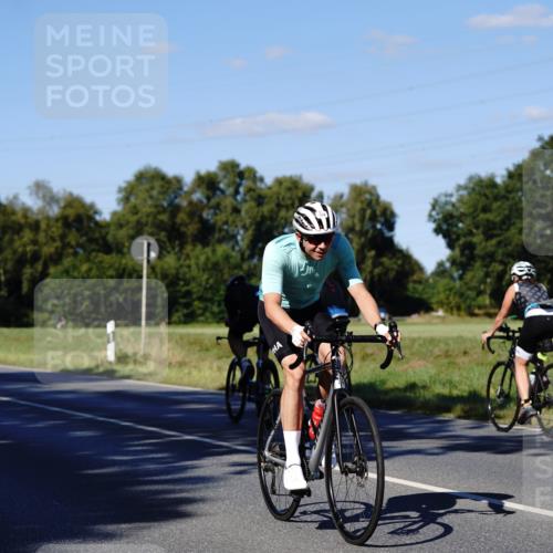 07.09.2025 - 19. Norderstedt Triathlon Michael Burmester http://msf.ph/oto/8841664 07.09.2025 15:31:43 Radfahren 917, 944, 953, 1411, 1537 meine-sportfotos.de