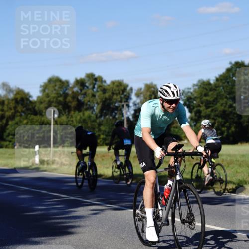 07.09.2025 - 19. Norderstedt Triathlon Michael Burmester http://msf.ph/oto/8841666 07.09.2025 15:31:43 Radfahren 917, 944, 953, 1411, 1537 meine-sportfotos.de