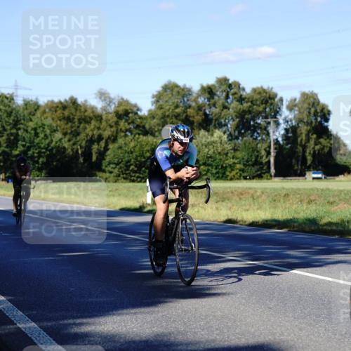 07.09.2025 - 19. Norderstedt Triathlon Michael Burmester http://msf.ph/oto/8841690 07.09.2025 15:32:03 Radfahren 902, 1427, 1460, 1479, 1523 meine-sportfotos.de