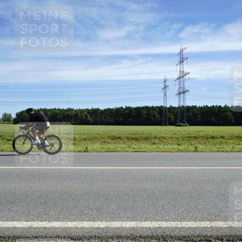07.09.2025 - 19. Norderstedt Triathlon Michael Burmester http://msf.ph/oto/8841720 07.09.2025 12:26:45 Radfahren 247, 712, 1231, 1235, 1384 meine-sportfotos.de