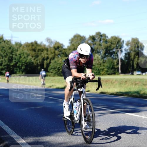 07.09.2025 - 19. Norderstedt Triathlon Michael Burmester http://msf.ph/oto/8841730 07.09.2025 15:32:40 Radfahren 477, 873, 936, 949, 1410 meine-sportfotos.de