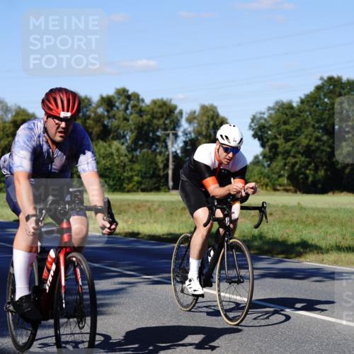 07.09.2025 - 19. Norderstedt Triathlon Michael Burmester http://msf.ph/oto/8841739 07.09.2025 15:32:43 Radfahren 477, 936, 949, 1410, 1504 meine-sportfotos.de