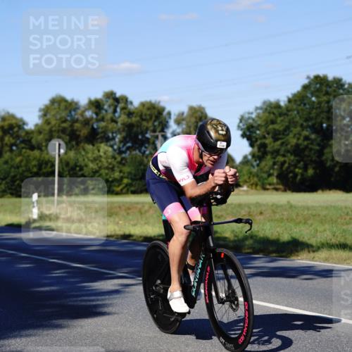 07.09.2025 - 19. Norderstedt Triathlon Michael Burmester http://msf.ph/oto/8841752 07.09.2025 15:32:52 Radfahren 866, 1475, 1530 meine-sportfotos.de