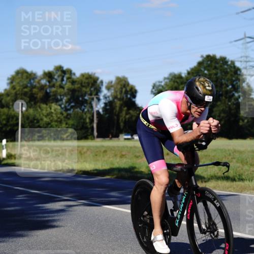 07.09.2025 - 19. Norderstedt Triathlon Michael Burmester http://msf.ph/oto/8841754 07.09.2025 15:32:52 Radfahren 866, 1475, 1530 meine-sportfotos.de
