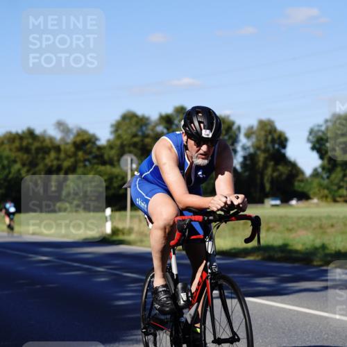 07.09.2025 - 19. Norderstedt Triathlon Michael Burmester http://msf.ph/oto/8841762 07.09.2025 15:33:08 Radfahren 1417, 1449 meine-sportfotos.de