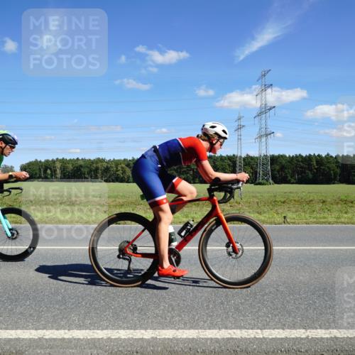 07.09.2025 - 19. Norderstedt Triathlon Michael Burmester http://msf.ph/oto/8841772 07.09.2025 14:33:36 Radfahren 440, 446, 975, 1028, 1498 meine-sportfotos.de