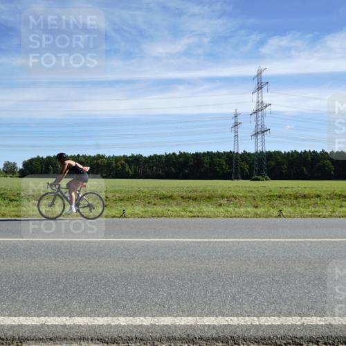 07.09.2025 - 19. Norderstedt Triathlon Michael Burmester http://msf.ph/oto/8841781 07.09.2025 12:26:56 Radfahren 1256 meine-sportfotos.de