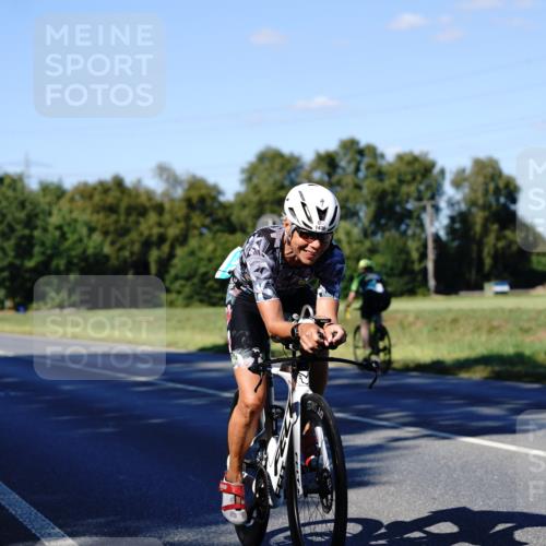 07.09.2025 - 19. Norderstedt Triathlon Michael Burmester http://msf.ph/oto/8841808 07.09.2025 15:33:52 Radfahren 449, 1439, 1494, 1498, 1527 meine-sportfotos.de