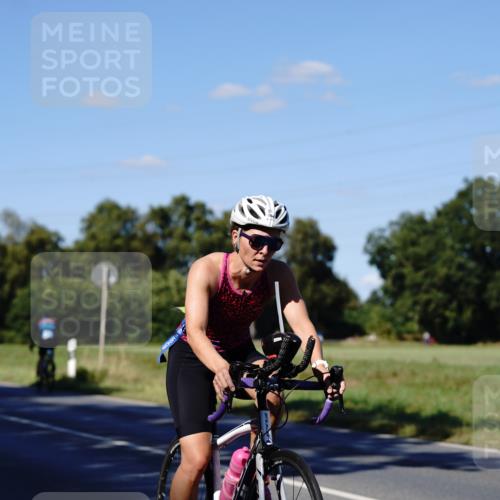 07.09.2025 - 19. Norderstedt Triathlon Michael Burmester http://msf.ph/oto/8841825 07.09.2025 15:34:04 Radfahren 464, 479, 916, 932 meine-sportfotos.de