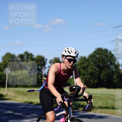 07.09.2025 - 19. Norderstedt Triathlon Michael Burmester http://msf.ph/oto/8841827 07.09.2025 15:34:04 Radfahren 464, 479, 916, 932 meine-sportfotos.de