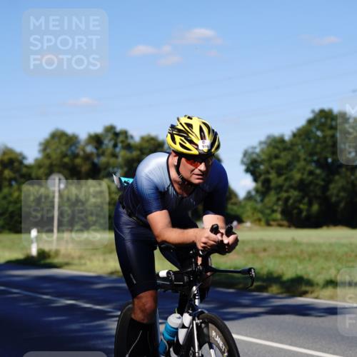 07.09.2025 - 19. Norderstedt Triathlon Michael Burmester http://msf.ph/oto/8841828 07.09.2025 15:34:07 Radfahren 464, 916 meine-sportfotos.de