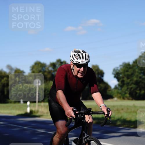 07.09.2025 - 19. Norderstedt Triathlon Michael Burmester http://msf.ph/oto/8841834 07.09.2025 15:34:11 Radfahren 1515 meine-sportfotos.de