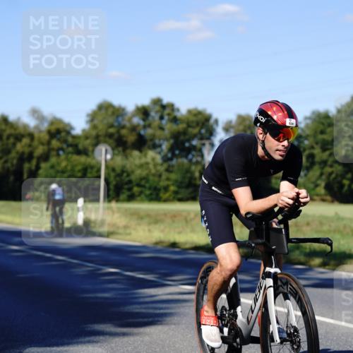 07.09.2025 - 19. Norderstedt Triathlon Michael Burmester http://msf.ph/oto/8841845 07.09.2025 15:34:37 Radfahren 440, 930 meine-sportfotos.de