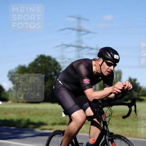 07.09.2025 - 19. Norderstedt Triathlon Michael Burmester http://msf.ph/oto/8841848 07.09.2025 15:34:47 Radfahren 950, 1539 meine-sportfotos.de