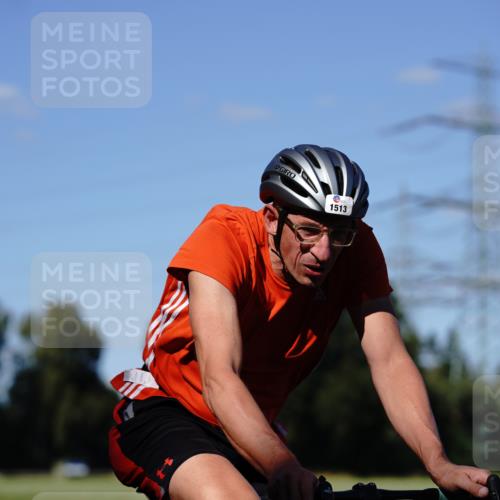 07.09.2025 - 19. Norderstedt Triathlon Michael Burmester http://msf.ph/oto/8841854 07.09.2025 15:34:59 Radfahren 421, 1458, 1513 meine-sportfotos.de