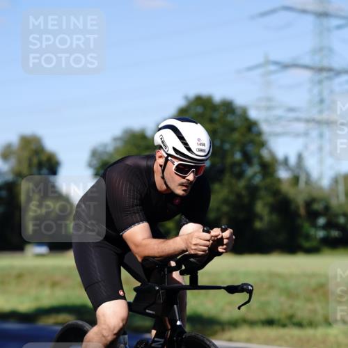 07.09.2025 - 19. Norderstedt Triathlon Michael Burmester http://msf.ph/oto/8841857 07.09.2025 15:35:03 Radfahren 939, 1458 meine-sportfotos.de