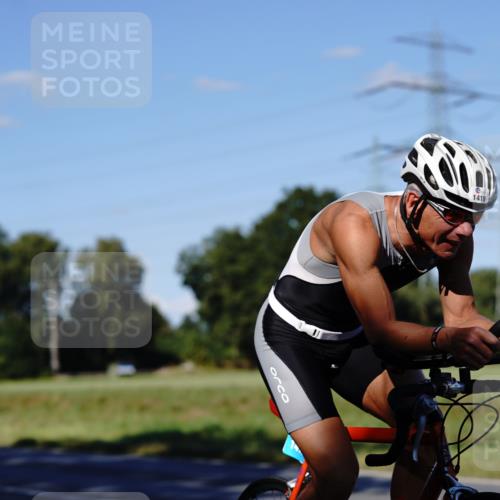 07.09.2025 - 19. Norderstedt Triathlon Michael Burmester http://msf.ph/oto/8841871 07.09.2025 15:35:27 Radfahren 1419 meine-sportfotos.de
