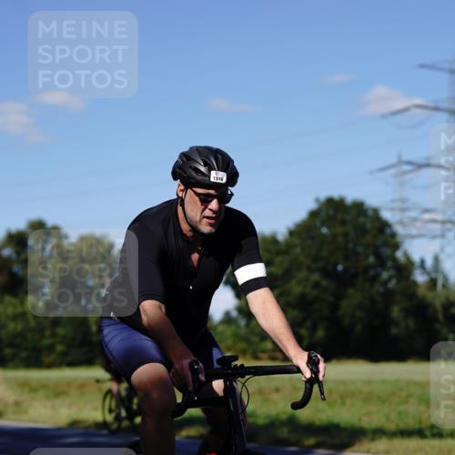 07.09.2025 - 19. Norderstedt Triathlon Michael Burmester http://msf.ph/oto/8841887 07.09.2025 15:35:54 Radfahren 387, 1516 meine-sportfotos.de