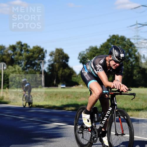 07.09.2025 - 19. Norderstedt Triathlon Michael Burmester http://msf.ph/oto/8841909 07.09.2025 15:36:19 Radfahren 935, 1484 meine-sportfotos.de