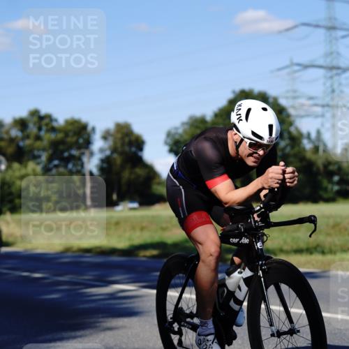 07.09.2025 - 19. Norderstedt Triathlon Michael Burmester http://msf.ph/oto/8841915 07.09.2025 15:36:28 Radfahren 372, 1418, 1538 meine-sportfotos.de