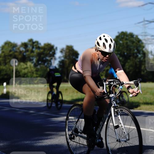 07.09.2025 - 19. Norderstedt Triathlon Michael Burmester http://msf.ph/oto/8841921 07.09.2025 15:36:34 Radfahren 1424, 1529 meine-sportfotos.de